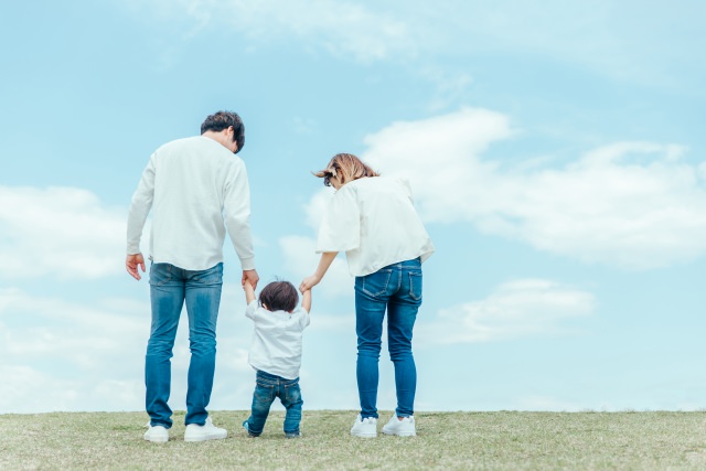 【ママ必見！】子供の髪の痛み、原因と対策を年齢別に解説